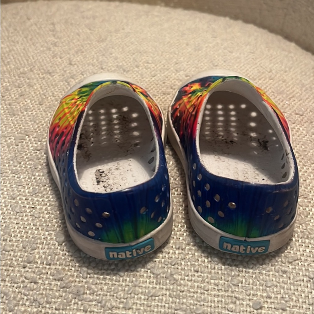 Native shoes - Picture 2 of 3